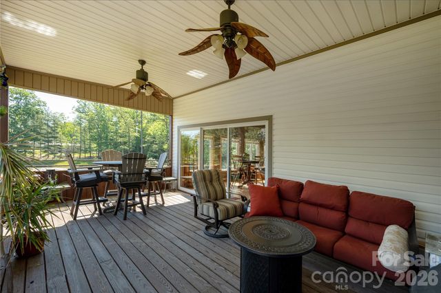231 Allen Road, East Flat Rock, NC 28726