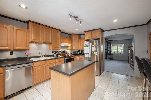 231 Allen Road, East Flat Rock, NC 28726