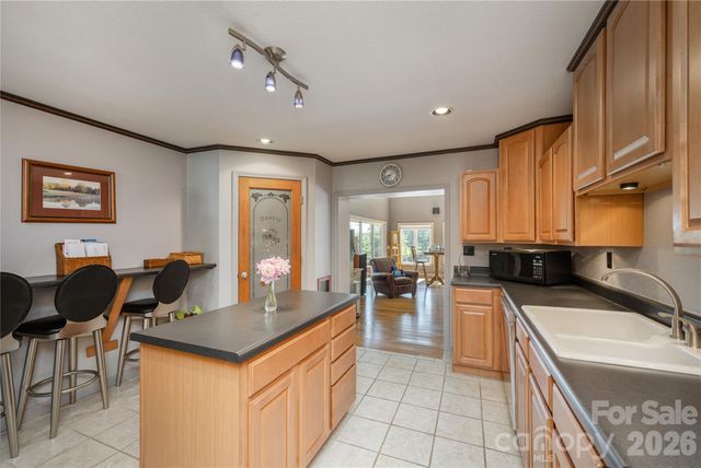 231 Allen Road, East Flat Rock, NC 28726