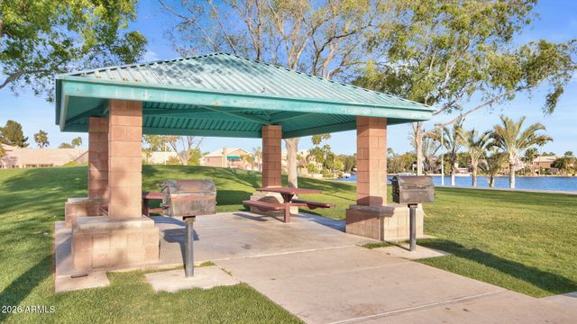 1334 W Sandpiper Drive, Gilbert, AZ 85233