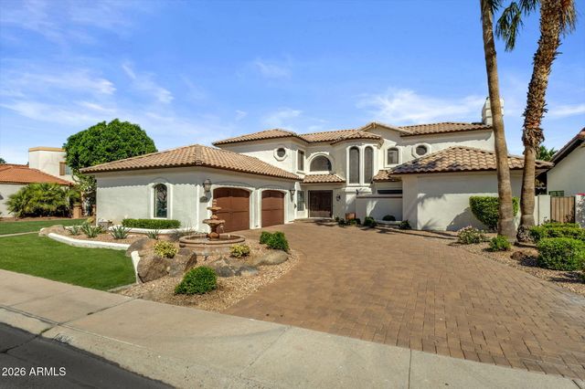 1334 W Sandpiper Drive, Gilbert, AZ 85233