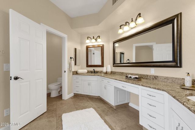 1334 W Sandpiper Drive, Gilbert, AZ 85233