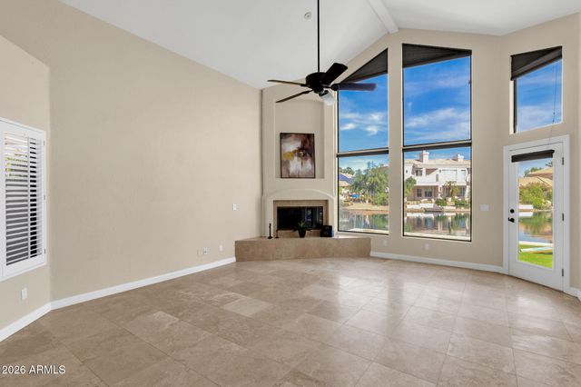 1334 W Sandpiper Drive, Gilbert, AZ 85233