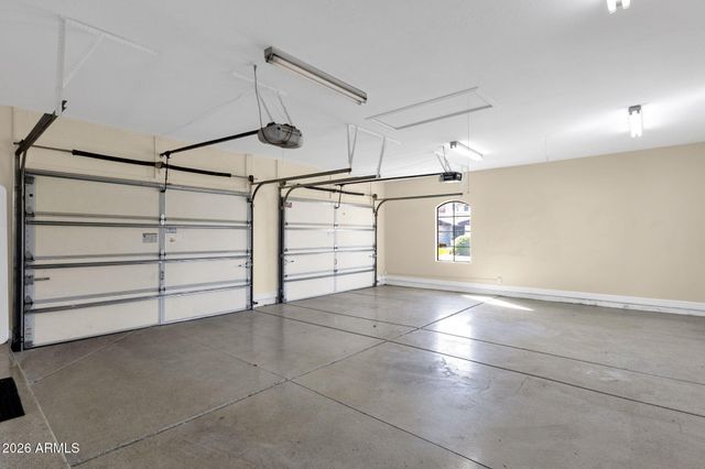 1334 W Sandpiper Drive, Gilbert, AZ 85233