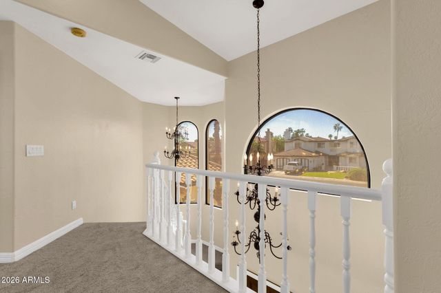 1334 W Sandpiper Drive, Gilbert, AZ 85233