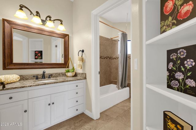 1334 W Sandpiper Drive, Gilbert, AZ 85233