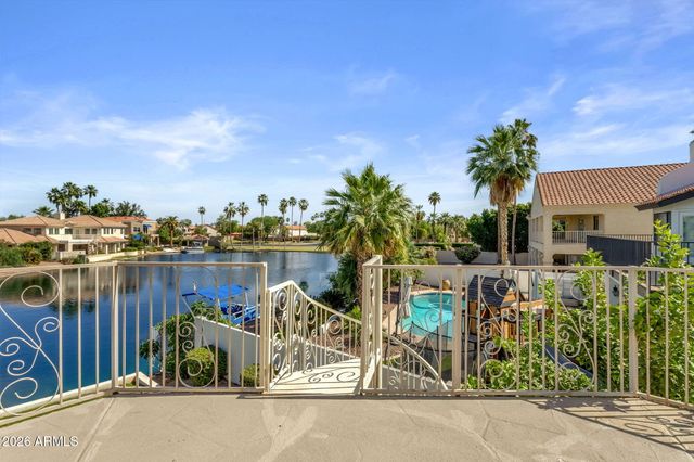 1334 W Sandpiper Drive, Gilbert, AZ 85233