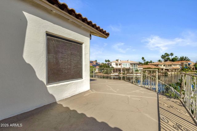 1334 W Sandpiper Drive, Gilbert, AZ 85233