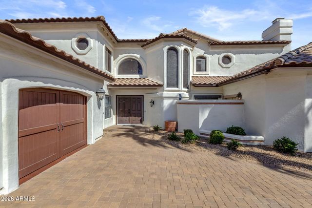 1334 W Sandpiper Drive, Gilbert, AZ 85233