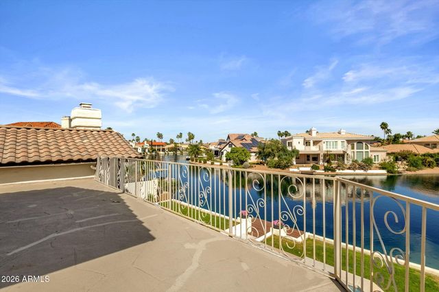 1334 W Sandpiper Drive, Gilbert, AZ 85233