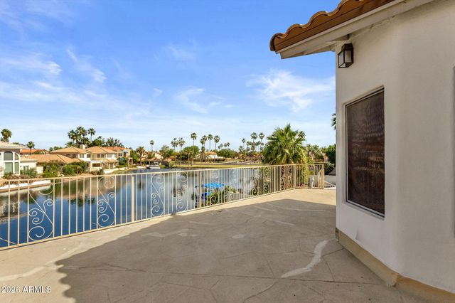 1334 W Sandpiper Drive, Gilbert, AZ 85233