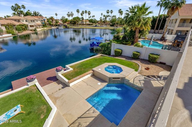 1334 W Sandpiper Drive, Gilbert, AZ 85233