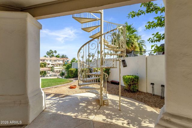 1334 W Sandpiper Drive, Gilbert, AZ 85233