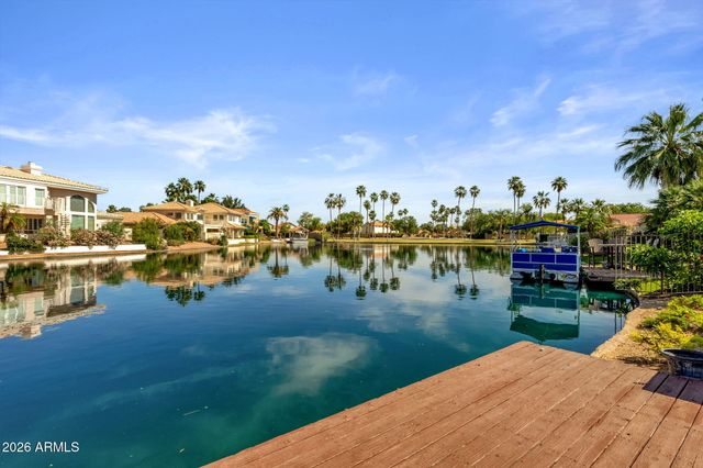 1334 W Sandpiper Drive, Gilbert, AZ 85233