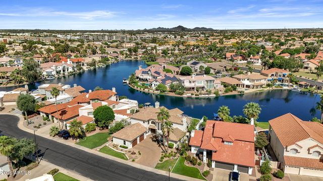 1334 W Sandpiper Drive, Gilbert, AZ 85233