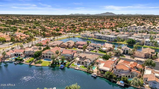 1334 W Sandpiper Drive, Gilbert, AZ 85233