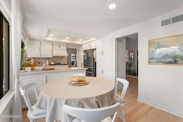 23503 Via Decano, Valencia, CA 91355