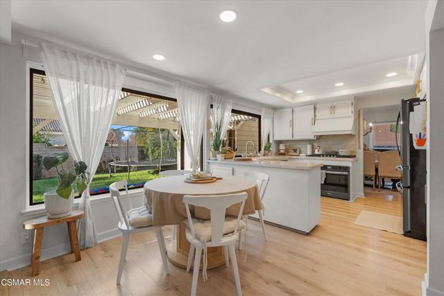 23503 Via Decano, Valencia, CA 91355