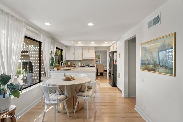 23503 Via Decano, Valencia, CA 91355