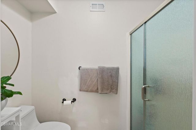 23503 Via Decano, Valencia, CA 91355