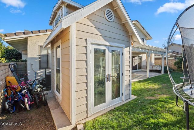 23503 Via Decano, Valencia, CA 91355