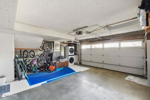 23503 Via Decano, Valencia, CA 91355