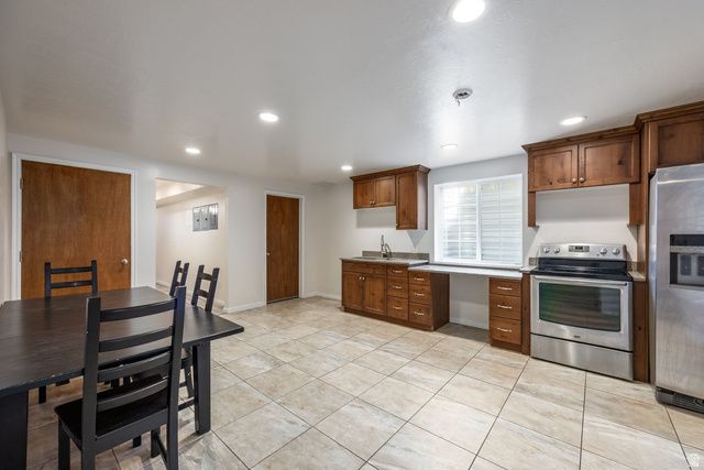 3193 S SOUTHFIELD RD, Daniel, UT 84032