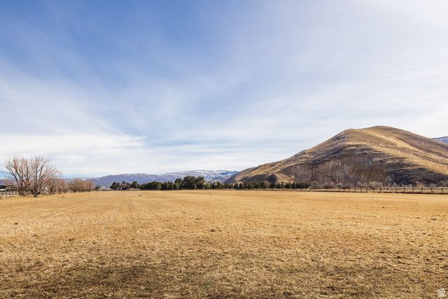 3193 S SOUTHFIELD RD, Daniel, UT 84032