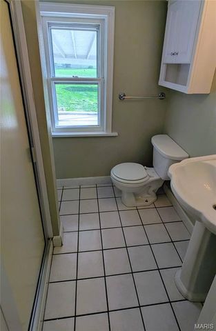 1008 W Main Street, Collinsville, IL 62234