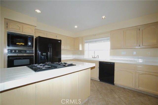 7135 Highland Spring Lane, Highland, CA 92346