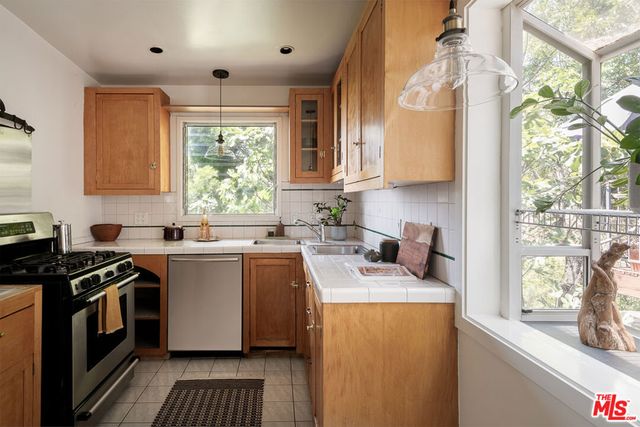 3765 Cazador Street, Los Angeles, CA 90065