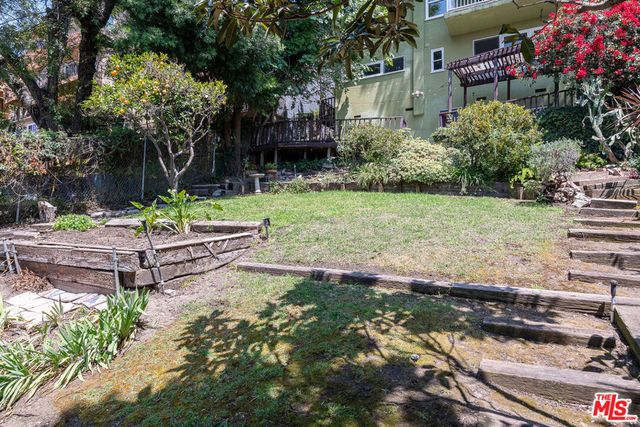 3765 Cazador Street, Los Angeles, CA 90065