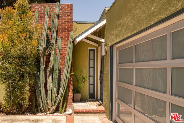 3765 Cazador Street, Los Angeles, CA 90065