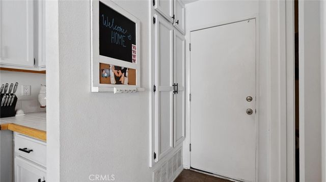 22905 Banyan 228, Saugus, CA 91390