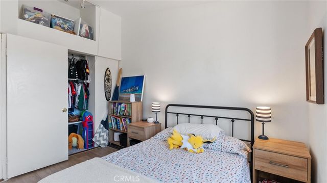 22905 Banyan 228, Saugus, CA 91390