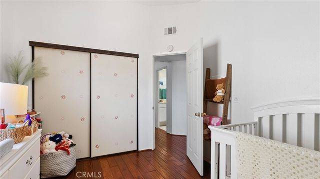 22905 Banyan 228, Saugus, CA 91390