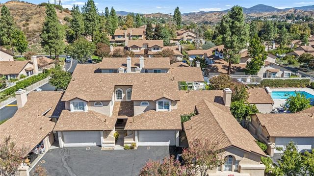 22905 Banyan 228, Saugus, CA 91390