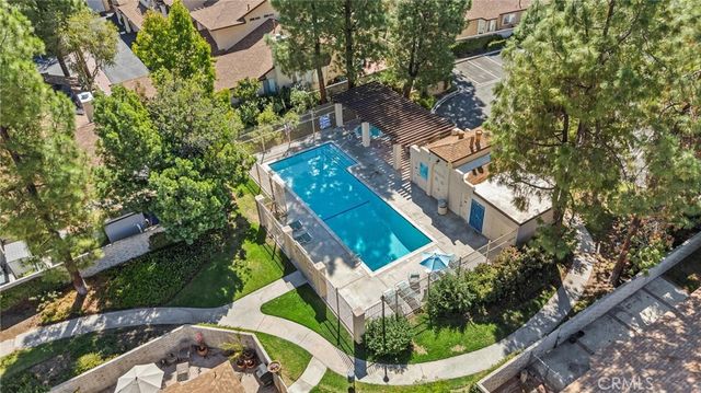 22905 Banyan 228, Saugus, CA 91390