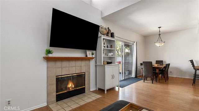 22905 Banyan 228, Saugus, CA 91390