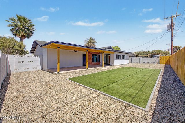 8719 E HUBBELL Street, Scottsdale, AZ 85257