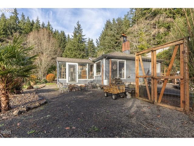 381 S ANDERSON CREEK Rd, Lincoln City, OR 97367