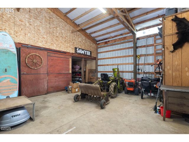 381 S ANDERSON CREEK Rd, Lincoln City, OR 97367