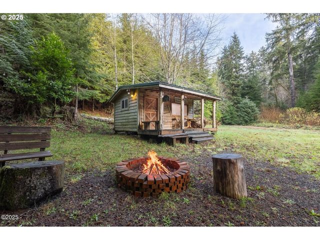 381 S ANDERSON CREEK Rd, Lincoln City, OR 97367