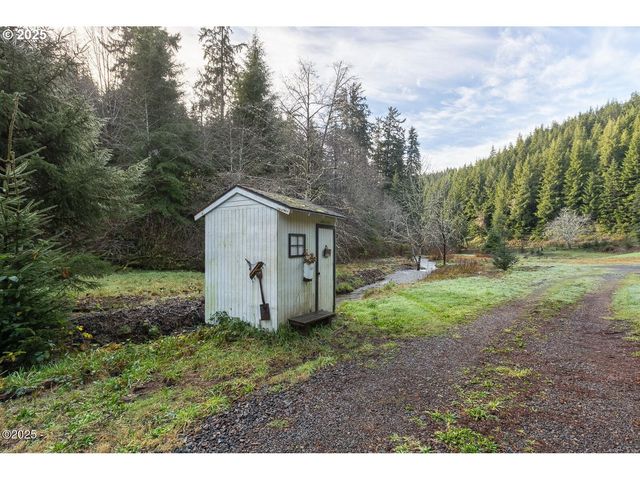 381 S ANDERSON CREEK Rd, Lincoln City, OR 97367