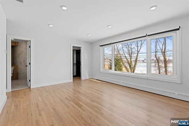 7 Sterling Place 1, Edgewater, NJ 07020