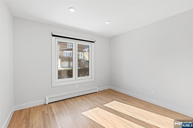 7 Sterling Place 1, Edgewater, NJ 07020