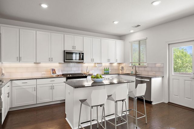 7005 Van Buren LN, Austin, TX 78724