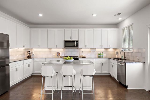 7005 Van Buren LN, Austin, TX 78724