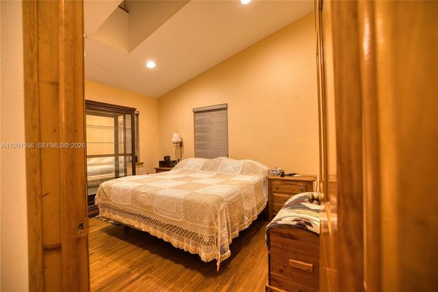 23550 SW 214th Pl, Homestead, FL 33031