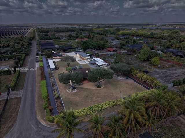 23550 SW 214th Pl, Homestead, FL 33031